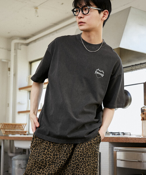 FREAK'S STORE(フリークスストア)の「THRASHER × PUBLUX/スラッシャー 別注 バックプリント ハート ロゴTシャツ 限定展開(Tシャツ/カットソー・メンズ・ブラック/ピンク/ホワイト/ネイビー・LARGE/MEDIUM/SMALL)」の6枚目の写真
