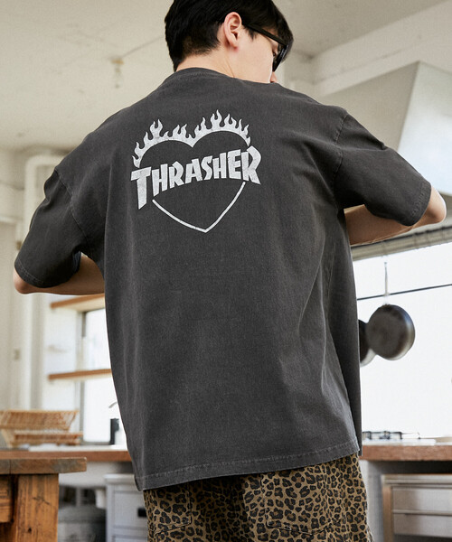 FREAK'S STORE(フリークスストア)の「THRASHER × PUBLUX/スラッシャー 別注 バックプリント ハート ロゴTシャツ 限定展開(Tシャツ/カットソー・メンズ・ブラック/ピンク/ホワイト/ネイビー・LARGE/MEDIUM/SMALL)」の7枚目の写真