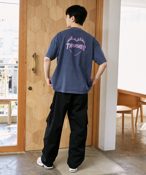 FREAK'S STORE(フリークスストア)の「THRASHER × PUBLUX/スラッシャー 別注 バックプリント ハート ロゴTシャツ 限定展開(Tシャツ/カットソー・メンズ・ブラック/ピンク/ホワイト/ネイビー・LARGE/MEDIUM/SMALL)」の15枚目の写真