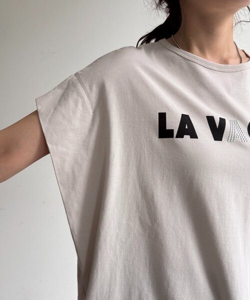 DouDou（ドゥドゥ）の「袖タックフレンチメタリックロゴTEE（Tシャツ/カットソー・レディース・ホワイト系その他/オフホワイト/チャコールグレー・FREE）」の18枚目の写真