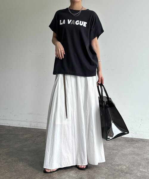 DouDou（ドゥドゥ）の「袖タックフレンチメタリックロゴTEE（Tシャツ/カットソー・レディース・ホワイト系その他/オフホワイト/チャコールグレー・FREE）」の12枚目の写真
