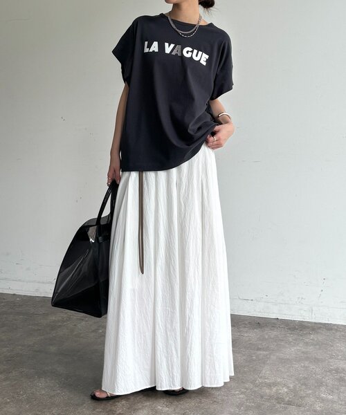 DouDou（ドゥドゥ）の「袖タックフレンチメタリックロゴTEE（Tシャツ/カットソー・レディース・ホワイト系その他/オフホワイト/チャコールグレー・FREE）」の11枚目の写真
