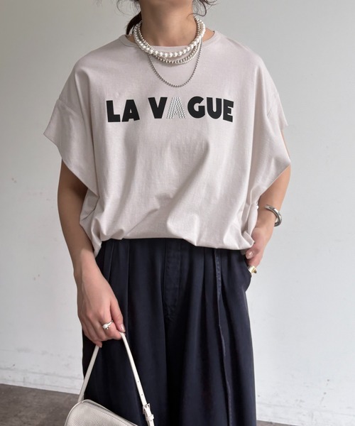 DouDou（ドゥドゥ）の「袖タックフレンチメタリックロゴTEE（Tシャツ/カットソー・レディース・ホワイト系その他/オフホワイト/チャコールグレー・FREE）」の5枚目の写真