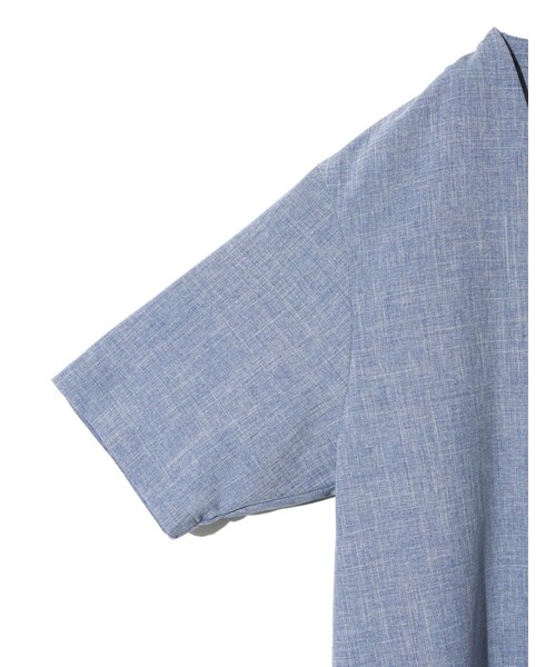 MIDIUMISOLID(ミディウミソリッド)の「MIDIUMISOLID for Ladies ノーカラードローストリングシャツ(シャツ/ブラウス・レディース・ブラック/ネイビー/ライトグレー・FREE)」の9枚目の写真