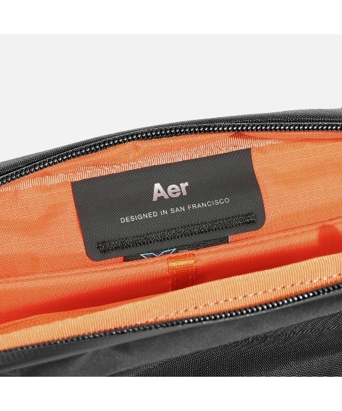 Aer(エアー)の「AER Day Sling 4 X-Pac / AER-29072(ショルダーバッグ・メンズ・ブラック・FREE)」の12枚目の写真