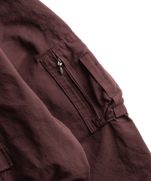 WILD BRICKS（ワイルドブリックス）の「W25 MOUNTAIN ANORAK (burgundy)（ナイロンジャケット・メンズ・その他・MEDIUM/LARGE/X-LARGE）」の7枚目の写真