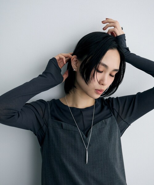 COCOSHNIK ONKITSCH(ココシュニックオンキッチュ)の「シルバー ハギーイヤリング ペアシェイプ S(イヤリング・レディース・シルバー・00)」の7枚目の写真