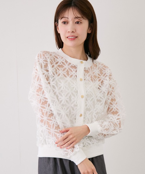 Jayro(ジャイロ)の「フラワー刺繍シアーブルゾン(ブルゾン・レディース・ブラック/ホワイト系その他2/ホワイト・FREE)」の2枚目の写真