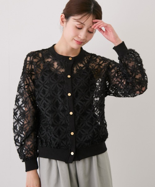 Jayro(ジャイロ)の「フラワー刺繍シアーブルゾン(ブルゾン・レディース・ブラック/ホワイト系その他2/ホワイト・FREE)」の3枚目の写真