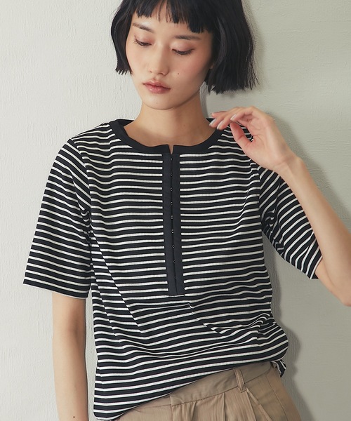 ANOTHER S（アナザーエス）の「ボーダー&配色テレコリブTシャツ（Tシャツ/カットソー・レディース・オフホワイト/アイボリー系/チャコールグレー/モカ/ブラック系・M）」の17枚目の写真