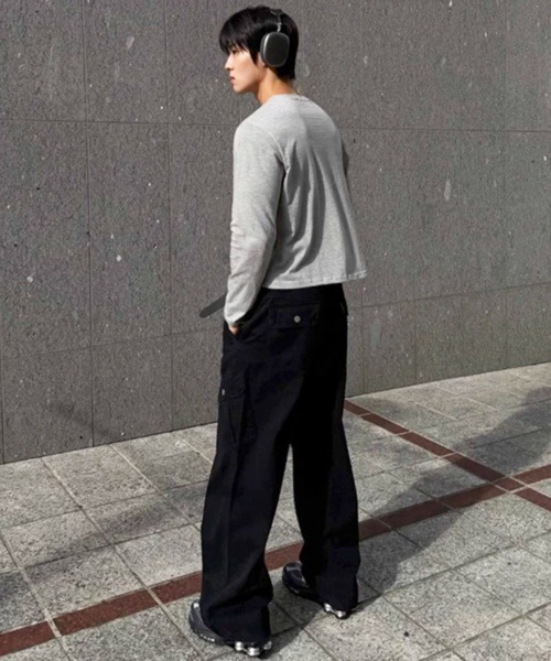 NOWLE(ノウル)の「【NOWLE】タイトフィット エッセンシャル クルーネック ボックス ロンT(Tシャツ/カットソー・メンズ・グレー/ブラック・MEDIUM/LARGE/X-LARGE/SMALL)」の5枚目の写真