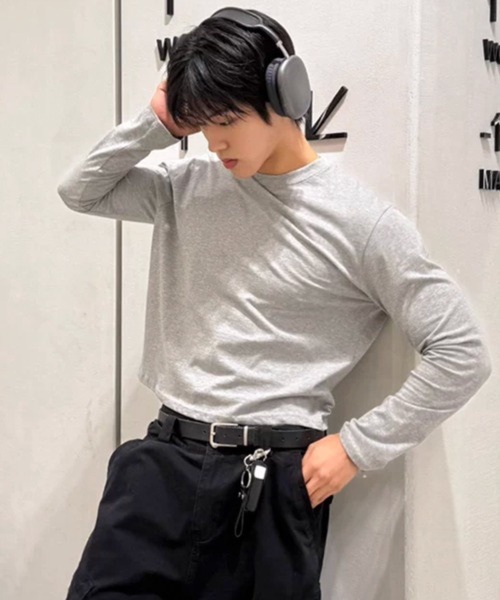 NOWLE(ノウル)の「【NOWLE】タイトフィット エッセンシャル クルーネック ボックス ロンT(Tシャツ/カットソー・メンズ・グレー/ブラック・MEDIUM/LARGE/X-LARGE/SMALL)」の13枚目の写真