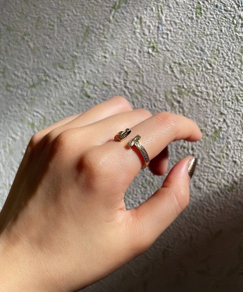 IRIEBEACH(アイリービーチ)の「Double T ring/【ハワイアンジュエリー】【サージカルステンレス】【金属アレルギー対応】【IRIEBEACH / アイリービーチ】つけっぱなしOK(リング・レディース・シルバー/ピンク/ゴールド・9号/11号/13号/7号/15号/17号/19号/21号)」の6枚目の写真