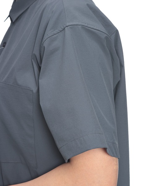 S&SONS(エスアンドサンズ)の「【セットアップ】 半袖 シャツ 短パン セットアップ メンズ 夏 軽量 レディース ドライ ストレッチ ナイロン ショートパンツ 上下セット S&SONS (エスアンドサンズ)(セットアップ・メンズ・ブラック/ベージュ/ブルーグレー・LL/L/M)」の15枚目の写真