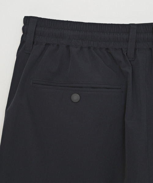 VICTIM(ヴィクティム)の「VICTIM ヴィクティム / LIGHT RELAX SHORTS セットアップライトリラックスショーツ 接触冷感 シワ防止 速乾 / VTM-26-P-005(その他パンツ・メンズ・ネイビー/ブラック/グレー・1/3/2)」の18枚目の写真