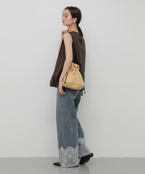 SENSE OF PLACE by URBAN RESEARCH(センスオブプレイスバイアーバンリサーチ)の「雑材キンチャクバッグ(ショルダーバッグ・レディース・ベージュ・ONE)」の16枚目の写真