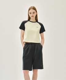 W SMALL REGULAR LOGO RAGLAN CROP TEE