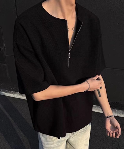 NOWLE(ノウル)の「【NOWLE】ハーフジップ ワッフル クルーネック 半袖 Tシャツ(Tシャツ/カットソー・メンズ・ブラック/ホワイト/グレー・FREE)」の1枚目の写真
