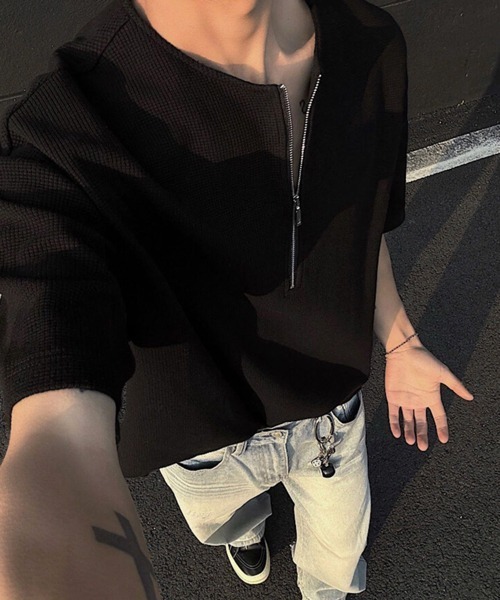 NOWLE(ノウル)の「【NOWLE】ハーフジップ ワッフル クルーネック 半袖 Tシャツ(Tシャツ/カットソー・メンズ・ブラック/ホワイト/グレー・FREE)」の4枚目の写真