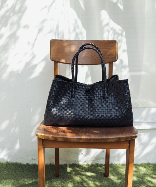 URBAN RESEARCH(アーバンリサーチ)の「HANDICRAFT SAIGON LARGE TOTE(トートバッグ・レディース・ブラック・-)」の3枚目の写真