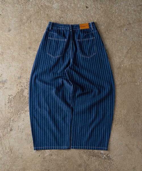 ADAMASTE(アダマスト)の「Hickory Stripe Wide Curve Denim Pants - ヒッコリーストライプワイドカーブデニムパンツ(デニムパンツ・メンズ・ブラック/ネイビー・MEDIUM/LARGE)」の15枚目の写真