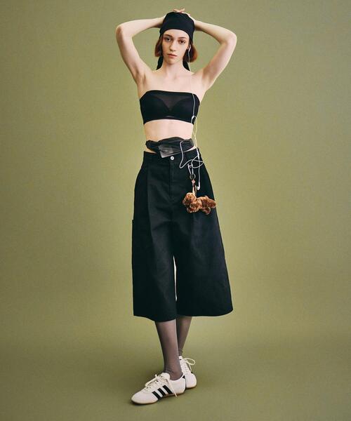 URBAN RESEARCH(アーバンリサーチ)の「Teya WIDE VOLUME PANTS(その他パンツ・レディース・ブラック・LARGE/SMALL)」の1枚目の写真