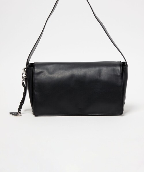 green label relaxing(グリーンレーベルリラクシング)の「【WEB限定】<COMERU>COCOON コクーン ショルダーバッグ(ショルダーバッグ・メンズ・ブラック・FREE)」の3枚目の写真