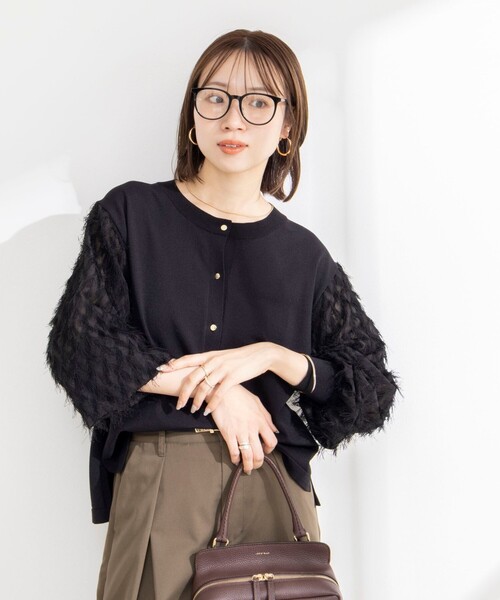 NOLLEY’S(ノーリーズ)の「《手洗い可能》袖カットフリンジ生地クルーカーディガン(カーディガン/ボレロ・レディース・オフホワイト/ブラック・36/38)」の16枚目の写真