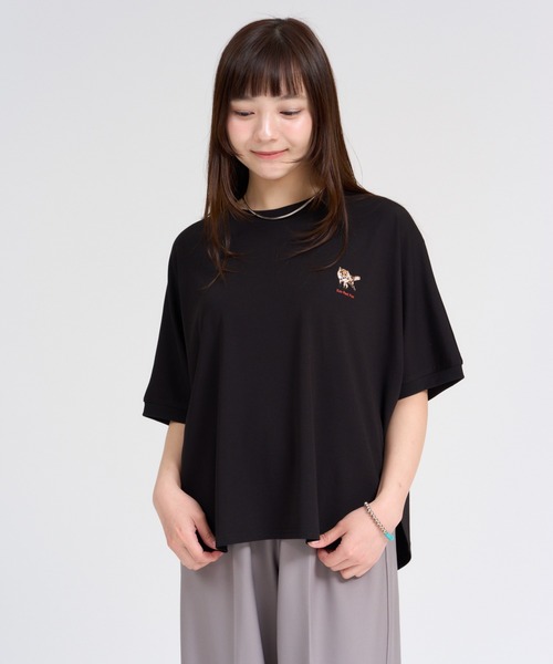 meeny miny(ミーニーマイニー)の「【旭山動物園応援商品】キタキツネ全身Tシャツ(Tシャツ/カットソー・レディース・ホワイト/ブラック・M-L/S-M)」の12枚目の写真