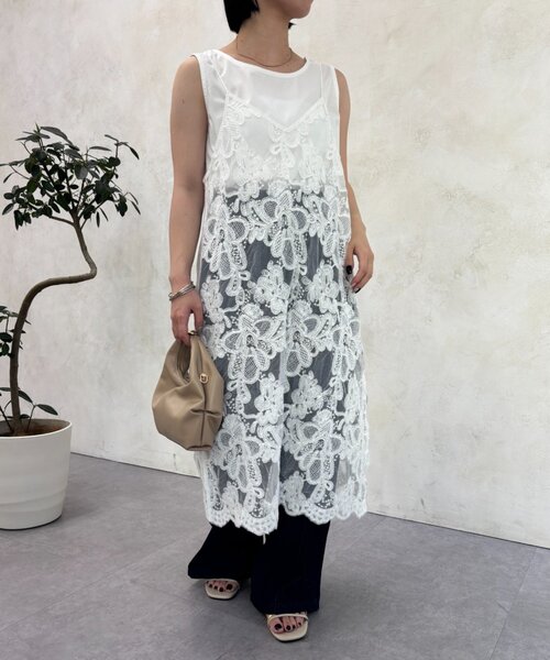 Jena espace merveilleux(ジェナ エスパスメルヴェイユ)の「プレート付きデニムイージーパンツ(デニムパンツ・レディース・ブルー系その他/ブラック/ブルー・FREE)」の10枚目の写真