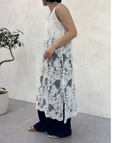 Jena espace merveilleux(ジェナ エスパスメルヴェイユ)の「プレート付きデニムイージーパンツ(デニムパンツ・レディース・ブルー系その他/ブラック/ブルー・FREE)」の11枚目の写真