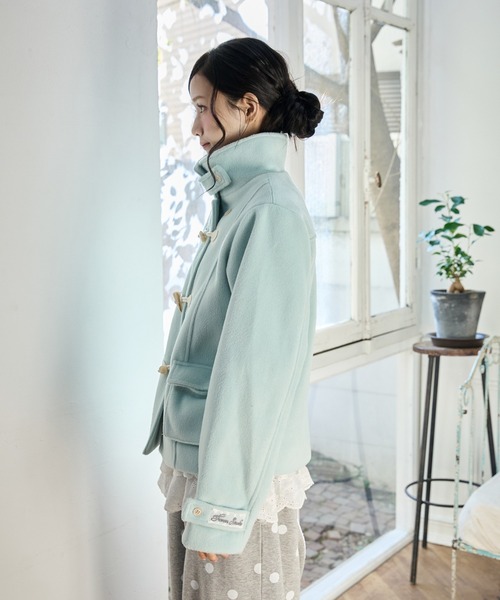 FCMM(エフシーエムエム)の「TOGGLE COAT / トグルコート(ダッフルコート・レディース・ミント/アイボリー/グレー/ネイビー・SMALL/MEDIUM)」の6枚目の写真