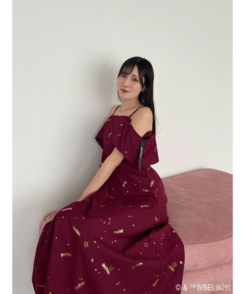 MERCURYDUO（マーキュリーデュオ）の「Harry Potterコレクション ロゴプリントケープキャミワンピース（ワンピース・レディース・ボルドー/グリーン/イエロー/ネイビー・FREE）」の12枚目の写真