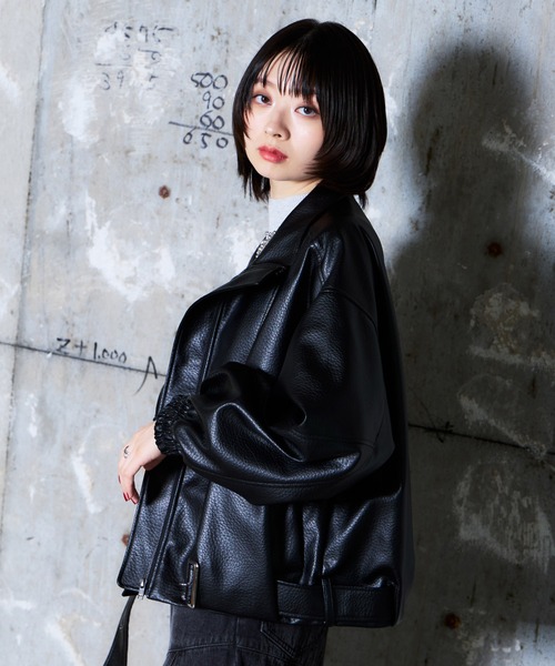 PAGEBOY(ページボーイ)の「フェイクレザーバルーンライダース(ライダースジャケット・レディース・ブラック/ブラック系その他・FREE)」の11枚目の写真