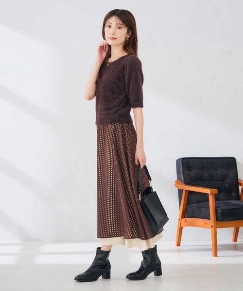 a.v.v(アーヴェヴェ)の「前後2WAY/ラメフェザーハーフスリーブプルオーバー(ニット/セーター・レディース・チャコールグレー/ブラウン・39)」の12枚目の写真