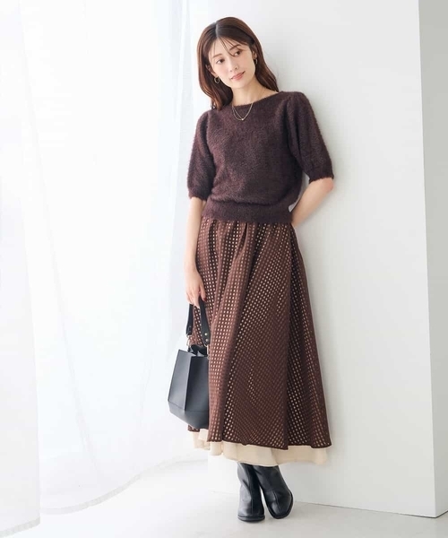 a.v.v(アーヴェヴェ)の「前後2WAY/ラメフェザーハーフスリーブプルオーバー(ニット/セーター・レディース・チャコールグレー/ブラウン・39)」の13枚目の写真