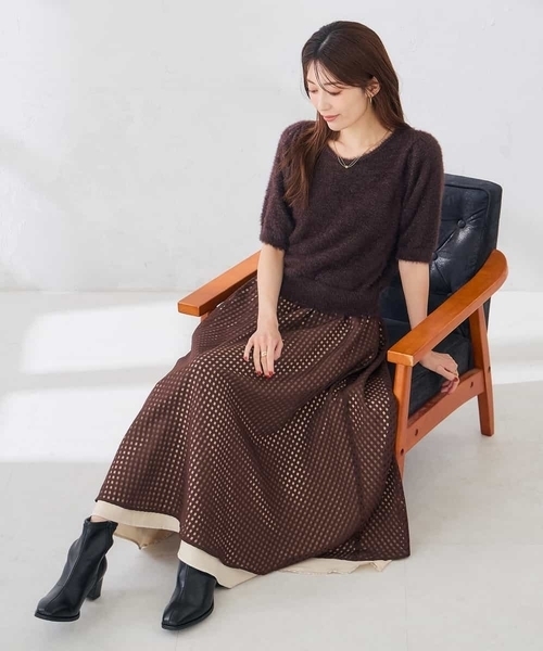 a.v.v(アーヴェヴェ)の「前後2WAY/ラメフェザーハーフスリーブプルオーバー(ニット/セーター・レディース・チャコールグレー/ブラウン・39)」の20枚目の写真