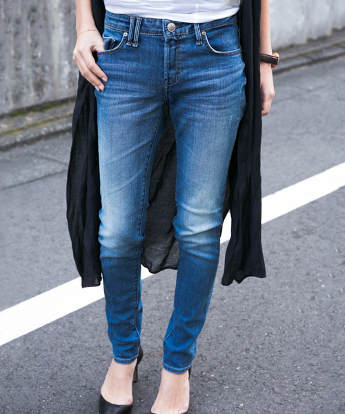 Moname（モナーム）の「■Moname   スキニー デニムパンツ   EMMA(エマ)/41161001（デニムパンツ・レディース・ライトブルー/ブルー・23inch/24inch/25inch/26inch/27inch）」の14枚目の写真