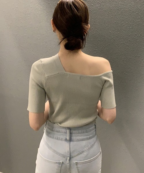 Aelina(エリナ)の「オフショルダー半袖ニットトップス(ニット/セーター・レディース・ライトグリーン/イエロー/ホワイト/ブラック・FREE)」の10枚目の写真