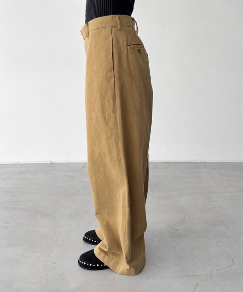 CANAL JEAN（キャナルジーン）の「HARING　ワイドチノパンツ（その他パンツ・レディース・ベージュ・MEDIUM/SMALL/X-SMALL）」の7枚目の写真