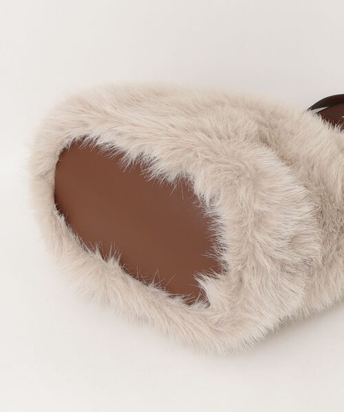quaranciel（カランシエル）の「FUR 2WAY TOTE（トートバッグ・レディース・ダークグレー/ライトグレー・ONE SIZE）」の4枚目の写真