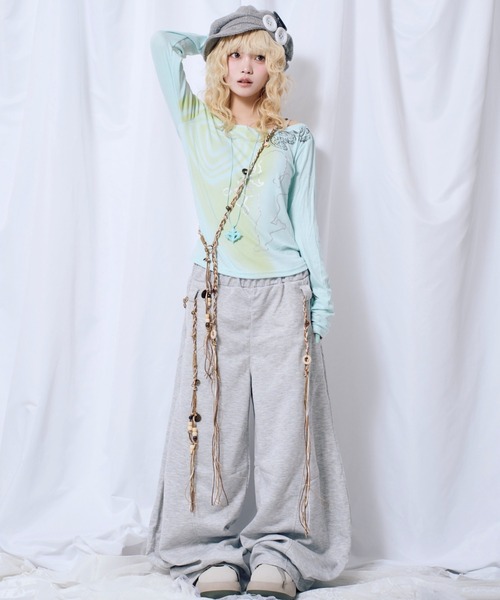 Never mind the XU / Chikashitsu+(ネバーマインド ザ エックスユー / チカシツプラス)の「【Nerd out XU】Off Shoulder Angel Print Long Sleeve Tee / 【ナードアウトエックスユー】オフショルダーエンジェルプリント長袖Tシャツ<着用動画あり>(Tシャツ/カットソー・レディース・ブルー・M)」の11枚目の写真