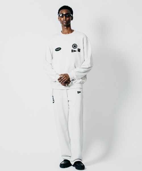 CRIMIE(クライミー)の「MULTI-PATCH EMBROIDERED CREWNECK SWEAT(スウェット・メンズ・ブラック/オートミール・XXL/XL/L/M/S)」の11枚目の写真