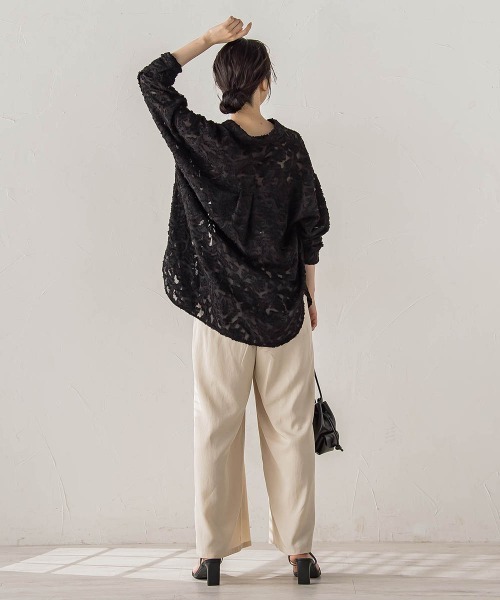 Droite lautreamont(ドロワットロートレアモン)の「シアージャガードシャツ(シャツ/ブラウス・レディース・ブラック/オフホワイト・M)」の4枚目の写真