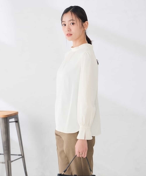 a.v.v(アーヴェヴェ)の「2WAY スタンドネック ブラウス(シャツ/ブラウス・レディース・ホワイト/ブラック/アイボリー・40/36/38)」の11枚目の写真