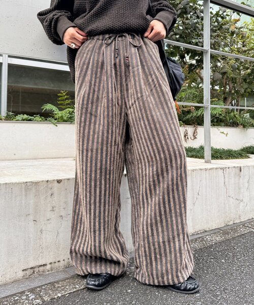 CIAOPANIC TYPY(チャオパニックティピー)の「【UNISEX】【ウエストゴムで楽ちん】ストライプイージーパンツ(その他パンツ・レディース・ネイビー/ホワイト/ブラウン・MEDIUM/LARGE)」の2枚目の写真