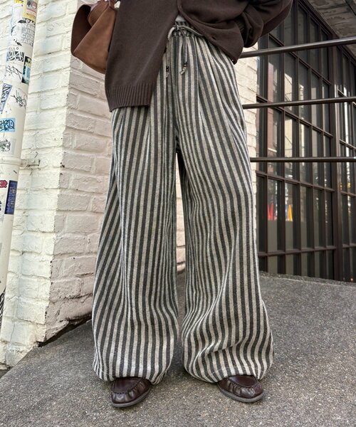 CIAOPANIC TYPY(チャオパニックティピー)の「【UNISEX】【ウエストゴムで楽ちん】ストライプイージーパンツ(その他パンツ・レディース・ネイビー/ホワイト/ブラウン・MEDIUM/LARGE)」の1枚目の写真