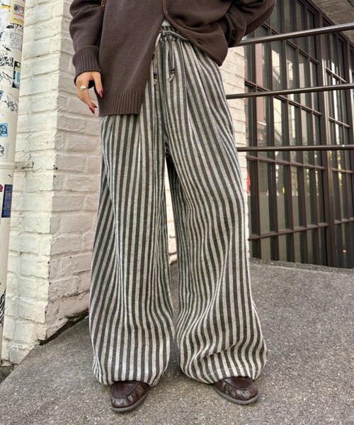 CIAOPANIC TYPY(チャオパニックティピー)の「【UNISEX】【ウエストゴムで楽ちん】ストライプイージーパンツ(その他パンツ・レディース・ネイビー/ホワイト/ブラウン・MEDIUM/LARGE)」の4枚目の写真