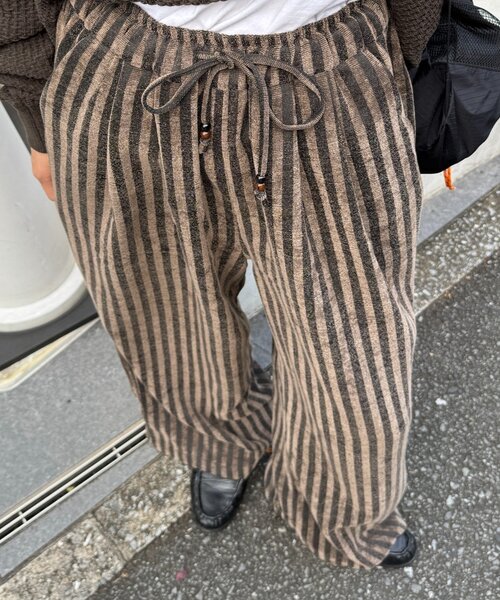 CIAOPANIC TYPY(チャオパニックティピー)の「【UNISEX】【ウエストゴムで楽ちん】ストライプイージーパンツ(その他パンツ・レディース・ネイビー/ホワイト/ブラウン・MEDIUM/LARGE)」の9枚目の写真
