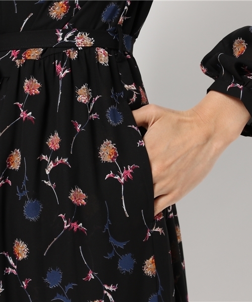 archives（アルシーヴ）の「フラワーシフォンキャミ付きMIXワンピース（ワンピース・レディース・ブラック/ネイビー・MEDIUM）」の9枚目の写真